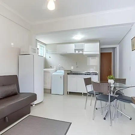 Apto Pertinho da Avenida da Praia de Bombas - 2 dorms 4 pessoas-2